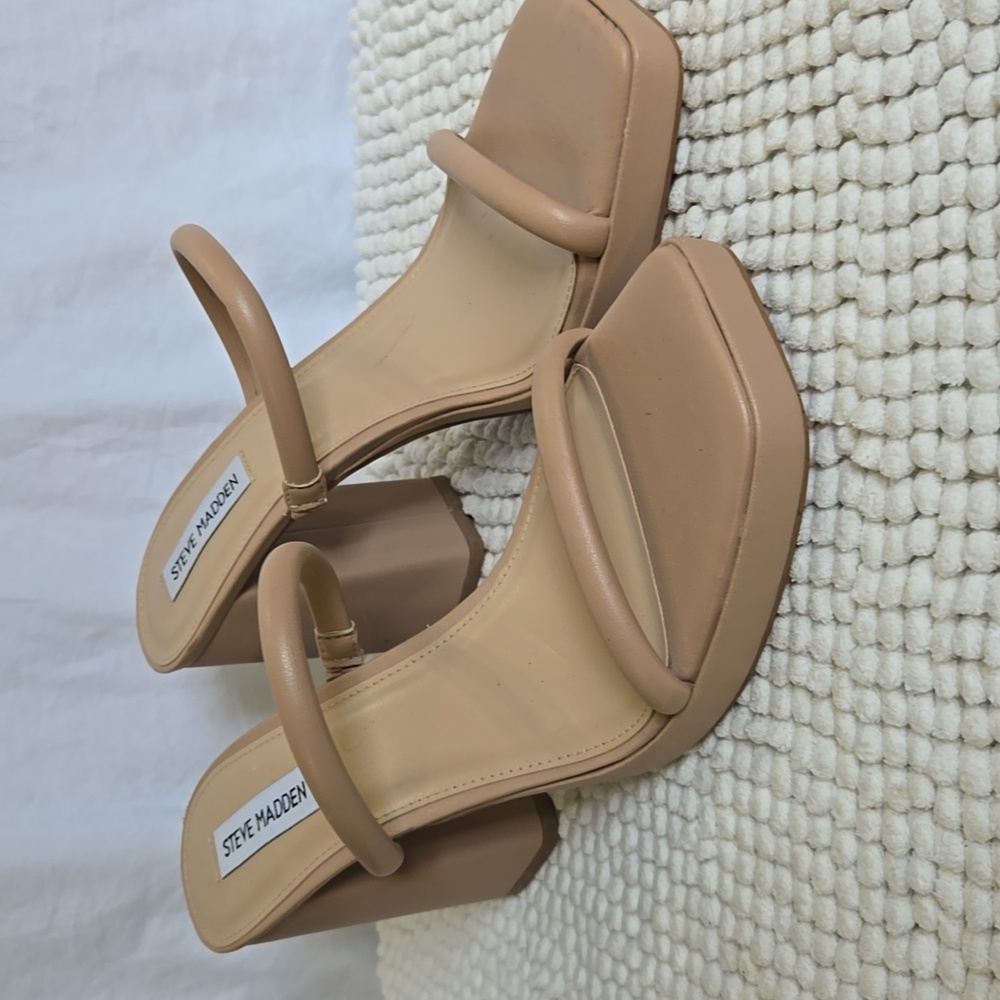 Steve Madden Polly Natural Strappy Sandals Size 10